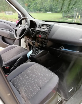 Fiat Doblo cena 28900 przebieg: 132000, rok produkcji 2014 z Szczebrzeszyn małe 191